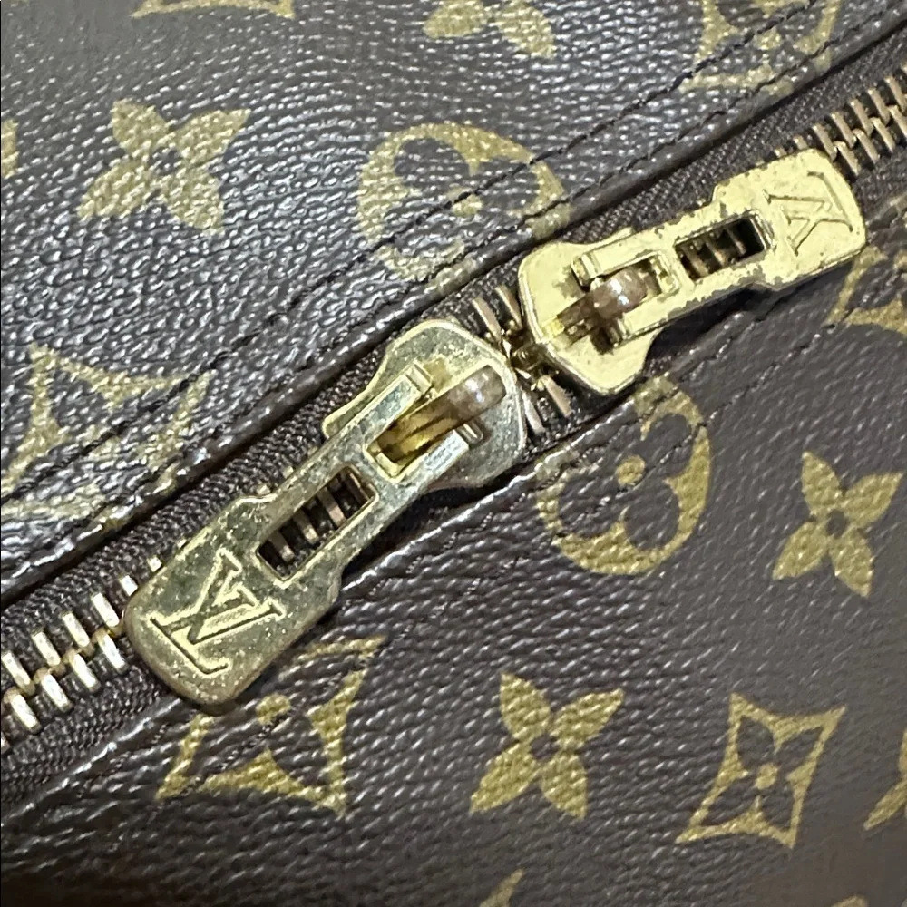 Louis Vuitton Monogram Keepall 50 - Picture 11 of 15